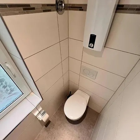 Center I Family I Business I Internet I Netflix Apartment *